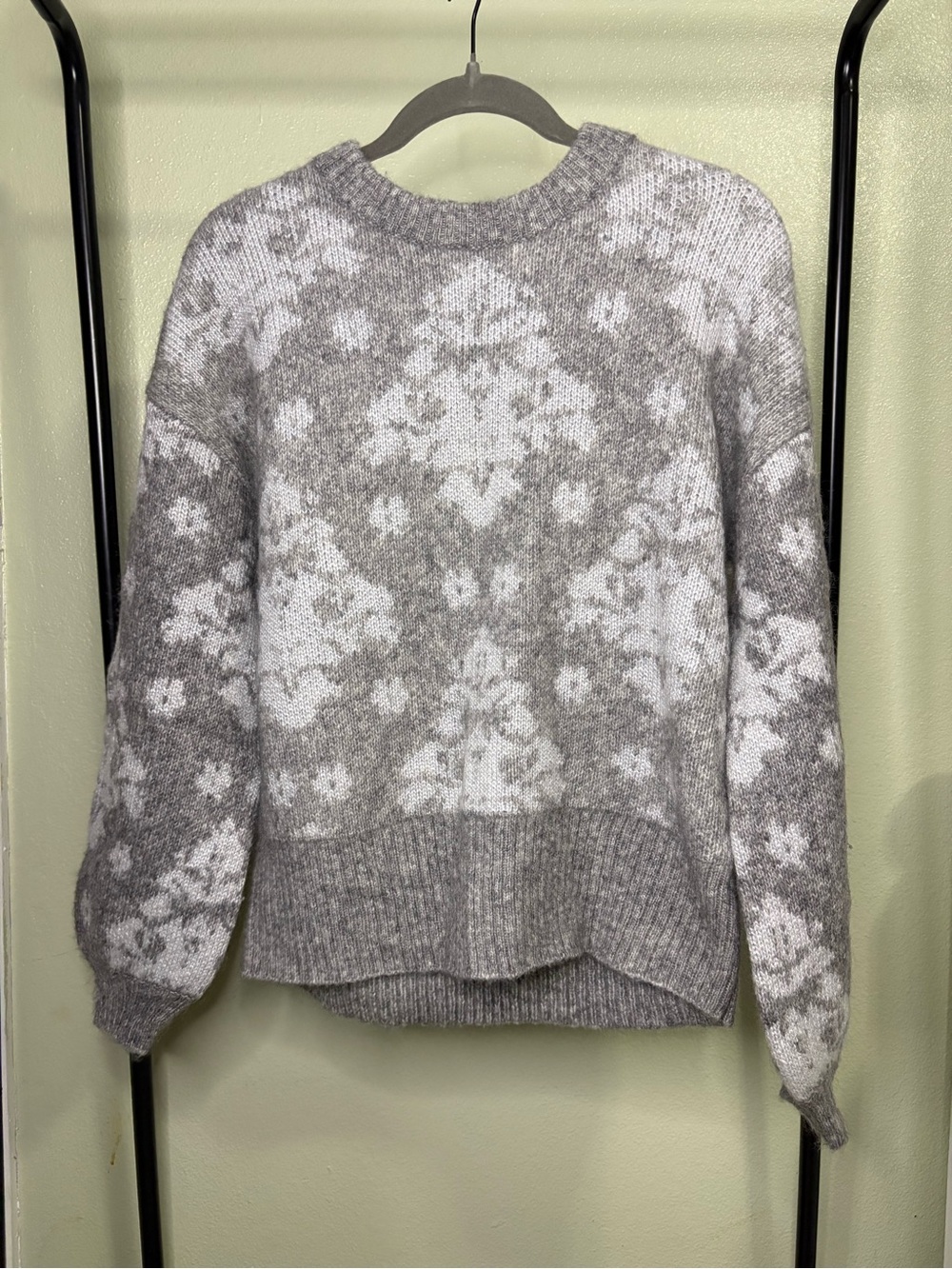 LEWIT Gray White Floral Jacquard Crewneck Sweater Size S